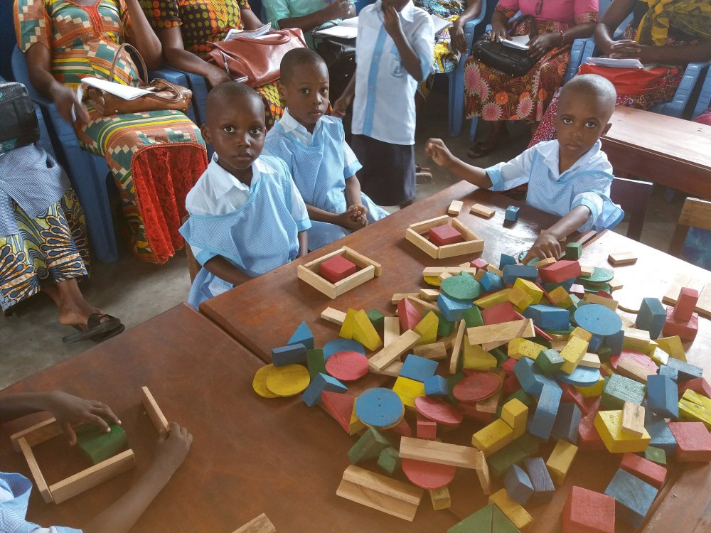 Utilisation du matériel didactique «  Blocs Cubes », Des eseignants de la maternelle et du primaire seront formés à Kikwit et à Kinshasa